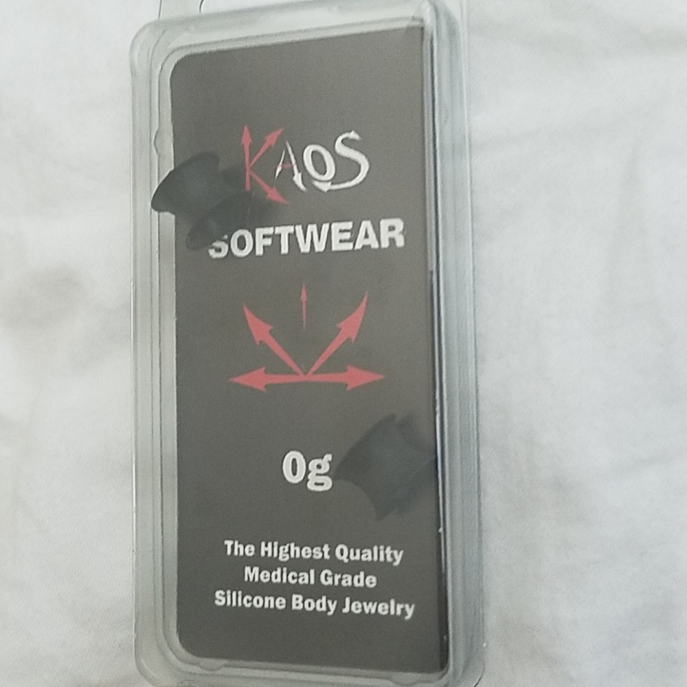 0g Black Silicone Tunnels